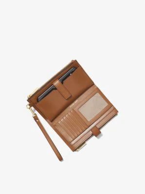 Adele Logo Smartphone Wallet - Image 3