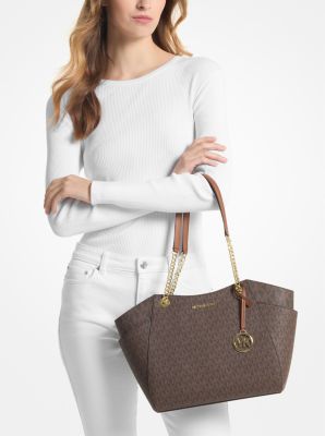 Jet Set Large Signature Logo Shoulder Bag - Image 4