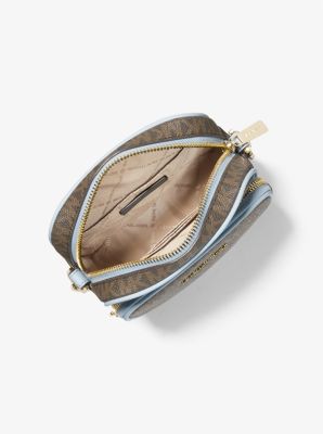 Jet Set Travel Medium Logo Crossbody Bag - Image 43