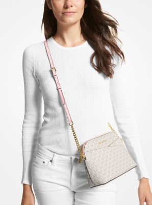 Jet Set Travel Medium Logo Dome Crossbody Bag - Image 24