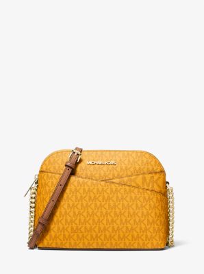 Jet Set Travel Medium Logo Dome Crossbody Bag - Image 26
