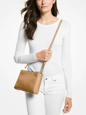 Trisha Medium Pebbled Leather Crossbody Bag - Image 12